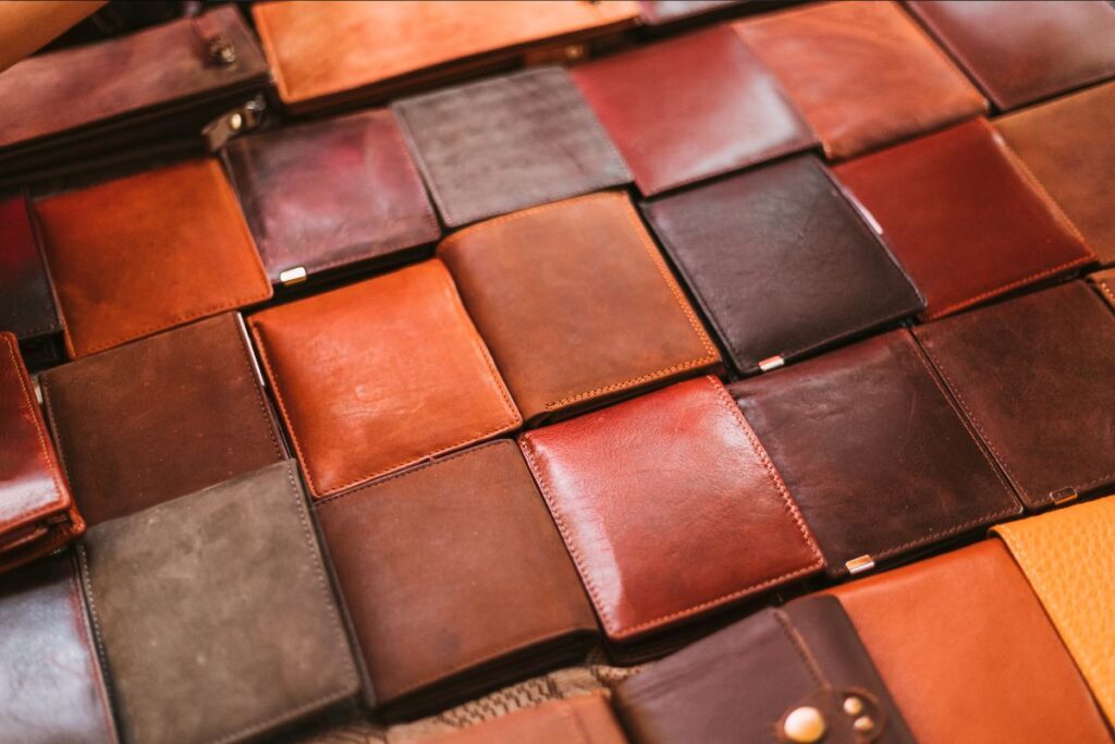 5 Best-Selling Wallets: Slim, Smart, and Stylish