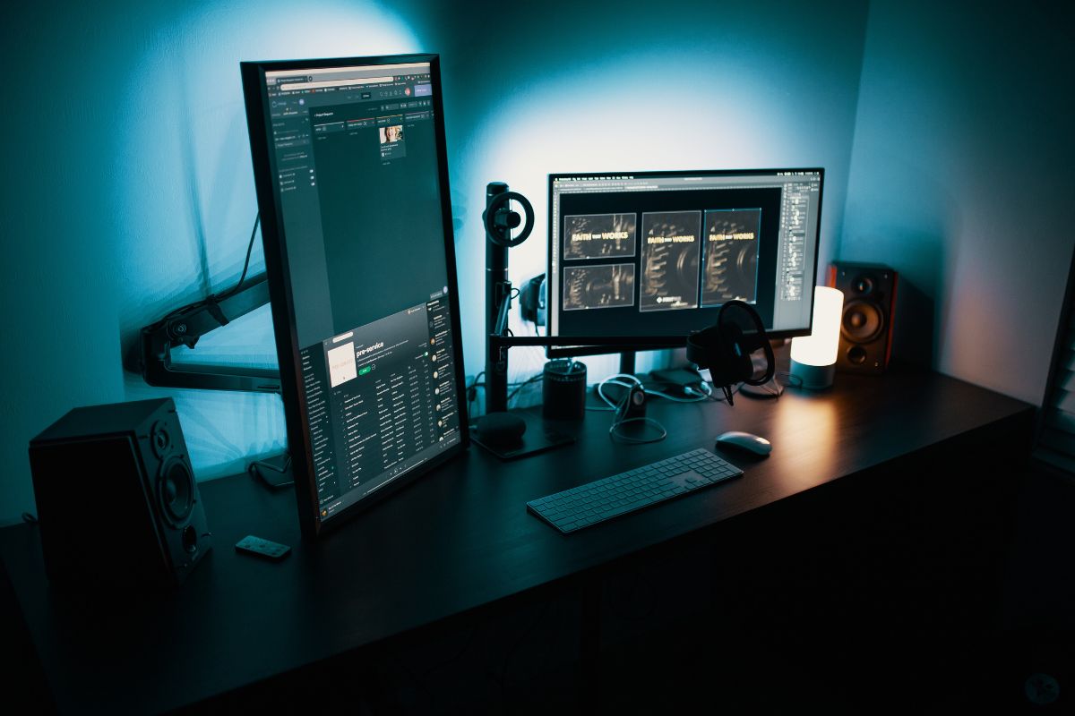 Ultimate Gaming Table Guide: Level Up Your Setup!