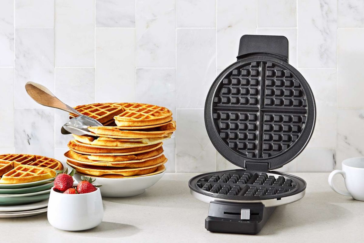 Cuisinart Classic Waffle Maker (WMR-CA): Your Ticket to Perfect Waffles