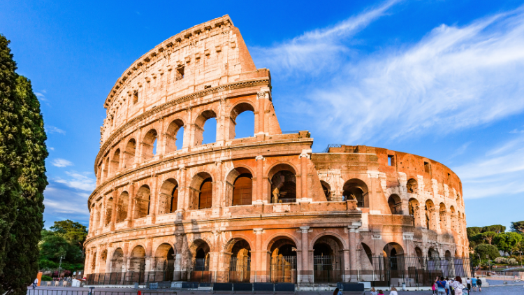 Experience Rome Like a Local: GetYourGuide’s Vintage Fiat 500 Driving Tour